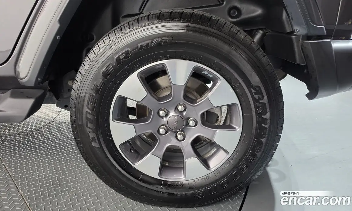 Jeep Wrangler 2021 2.0 автомат (гидро), фото 7