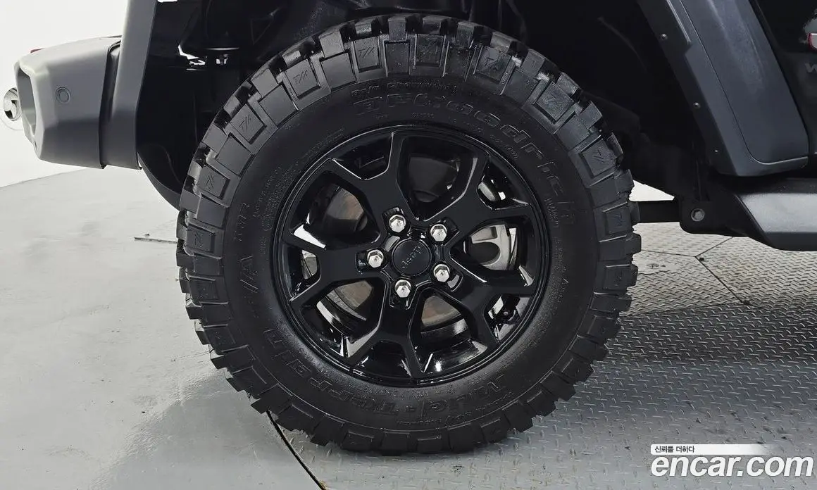 Jeep Wrangler 2023 2.0 автомат (гидро), фото 5 Jeep Wrangler 2023 2.0 автомат (гидро), фото 5