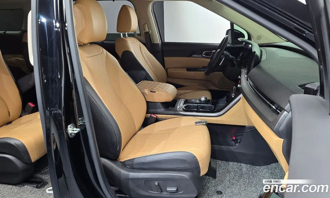 Kia Carnival 2021 3.5 автомат (гидро), фото 16 Kia Carnival 2021 3.5 автомат (гидро), фото 16