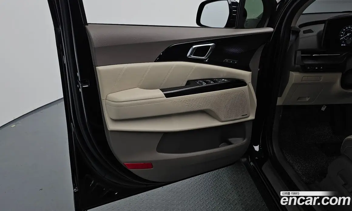 Kia Carnival 2022 3.5 автомат (гидро), фото 14