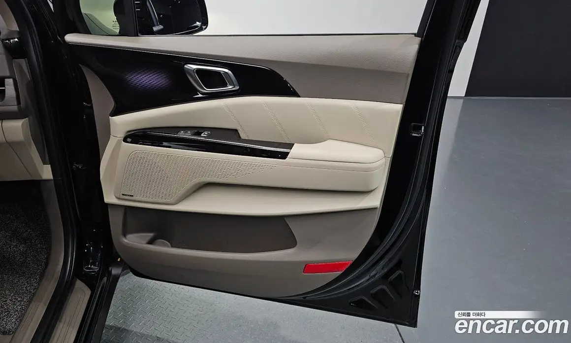 Kia Carnival 2022 3.5 автомат (гидро), фото 15