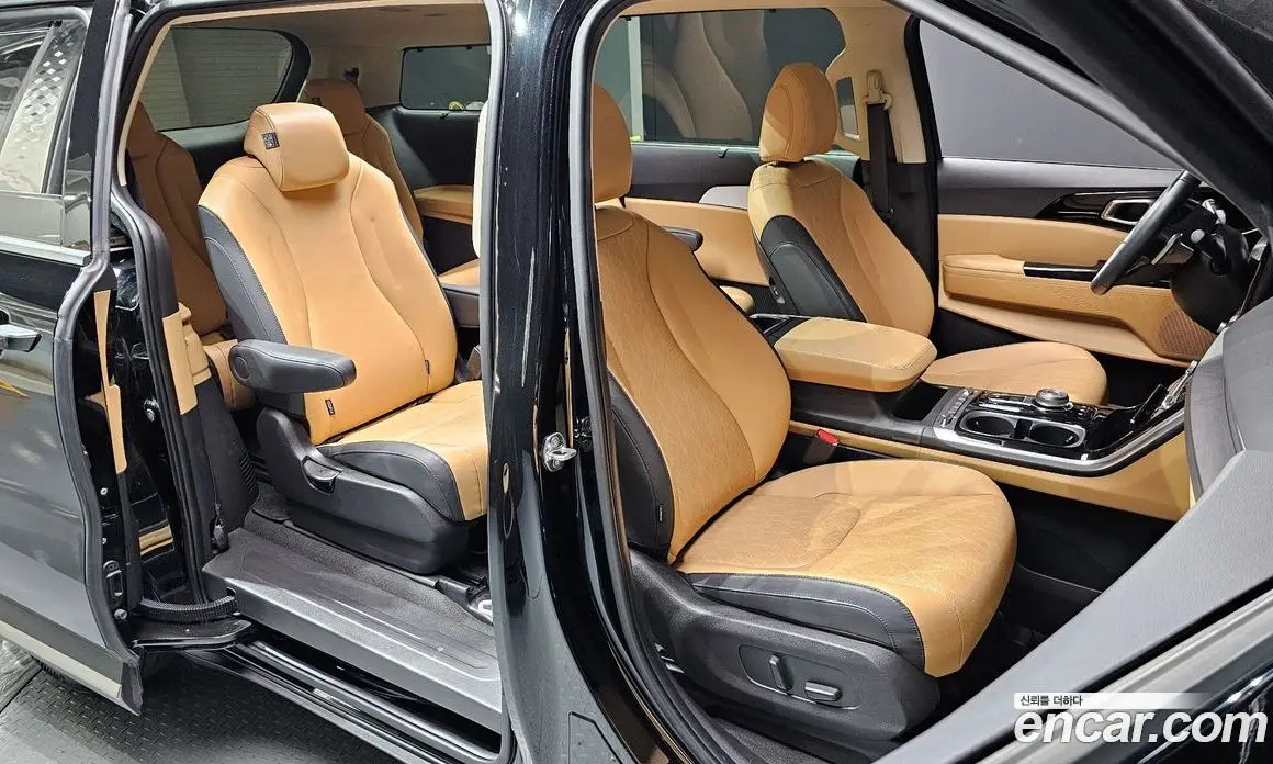 Kia Carnival 2023 3.5 автомат (гидро), фото 16
