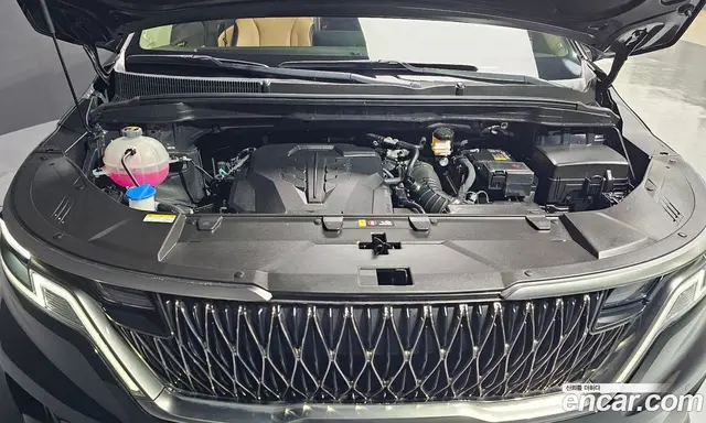 Kia Carnival 2023 3.5 автомат (гидро), миниатюра 5