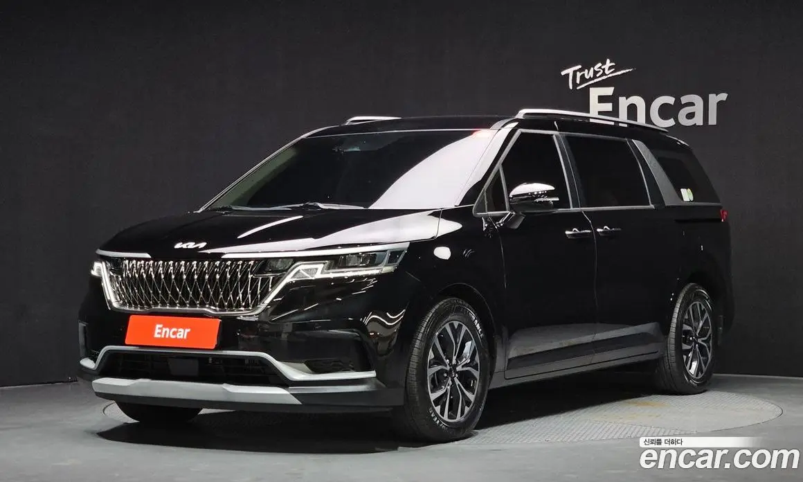 Kia Carnival 2023 2.2 автомат (гидро), фото 1 Kia Carnival 2023 2.2 автомат (гидро), фото 1