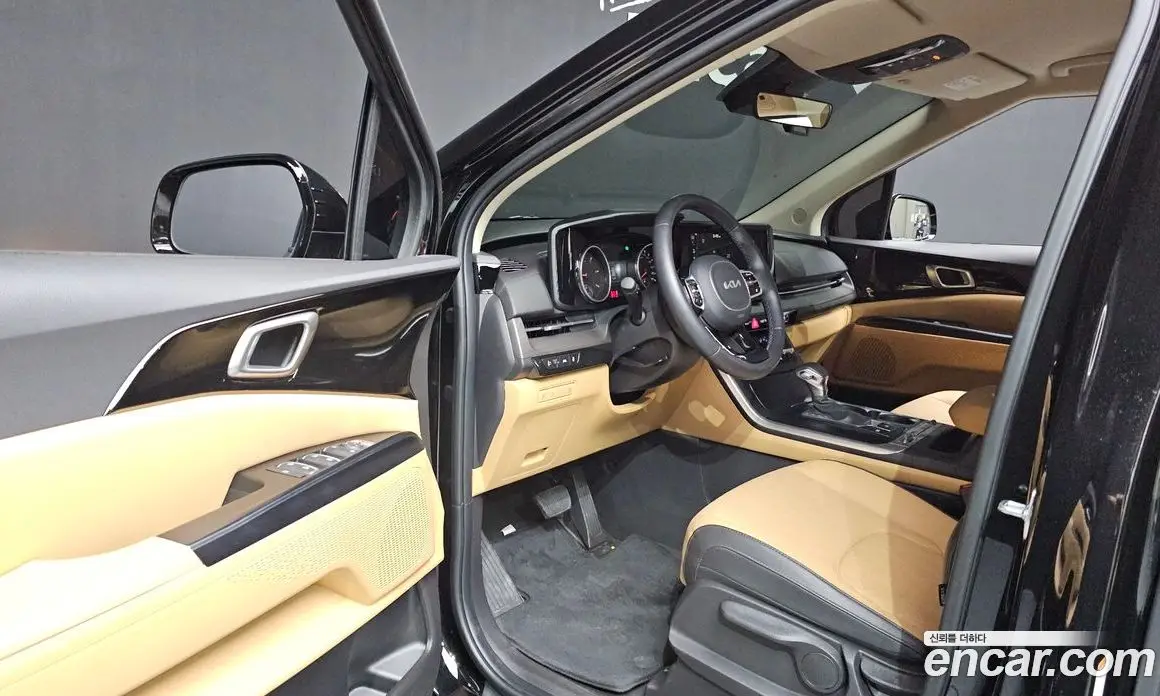 Kia Carnival 2023 2.2 автомат (гидро), фото 13 Kia Carnival 2023 2.2 автомат (гидро), фото 13