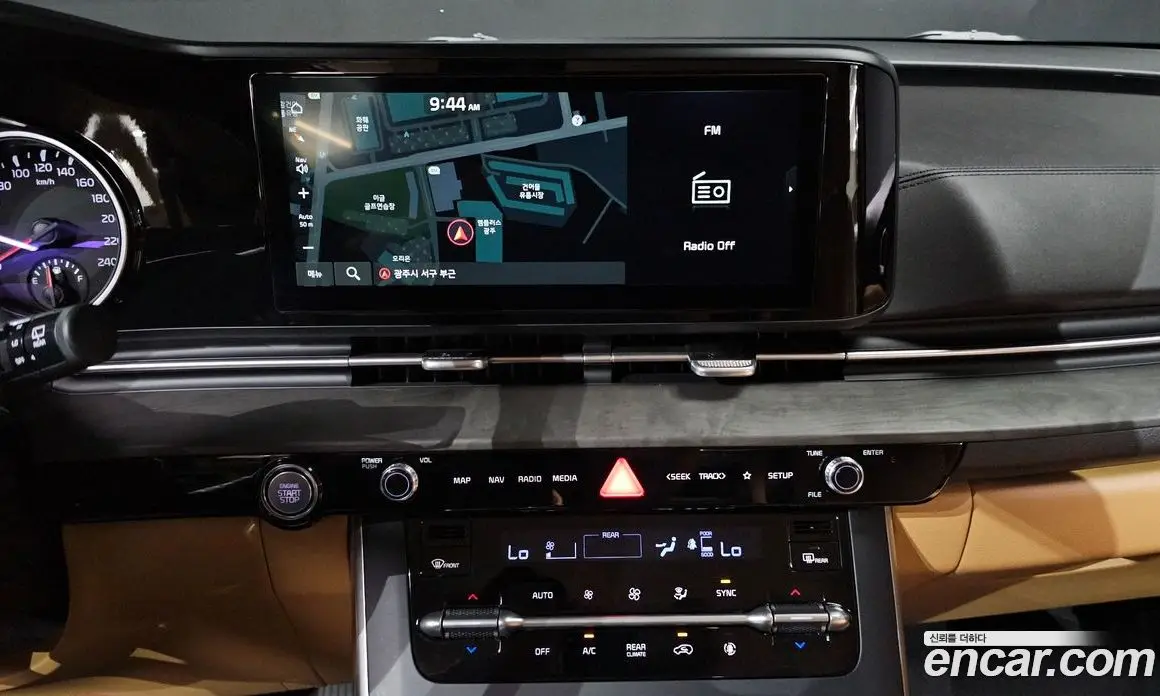 Kia Carnival 2023 2.2 автомат (гидро), фото 20 Kia Carnival 2023 2.2 автомат (гидро), фото 20