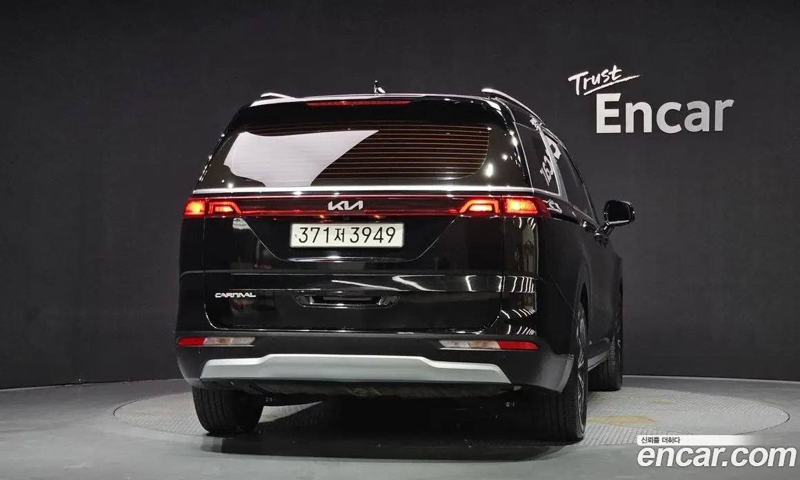 Kia Carnival 2023 2.2 автомат (гидро), фото 4 Kia Carnival 2023 2.2 автомат (гидро), фото 4