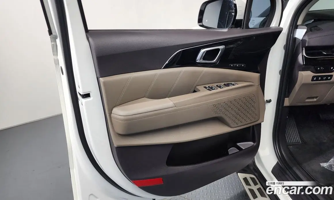 Kia Carnival 2024 3.5 автомат (гидро), фото 13