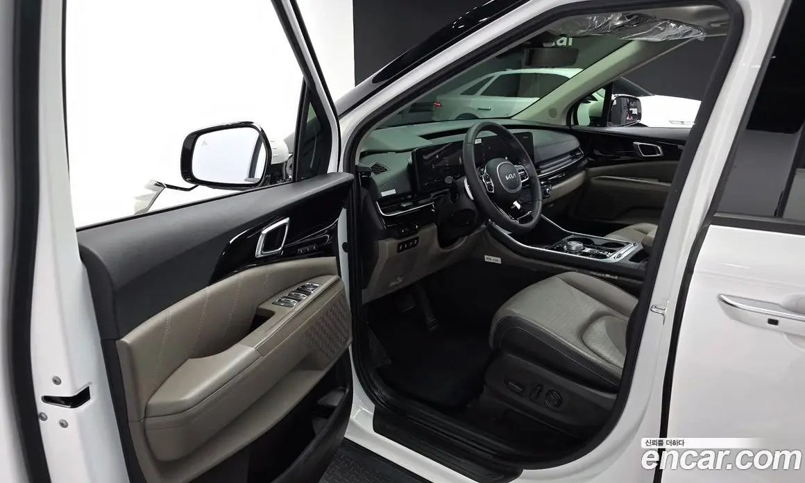 Kia Carnival 2024 1.6 автомат (гидро), фото 13 Kia Carnival 2024 1.6 автомат (гидро), фото 13