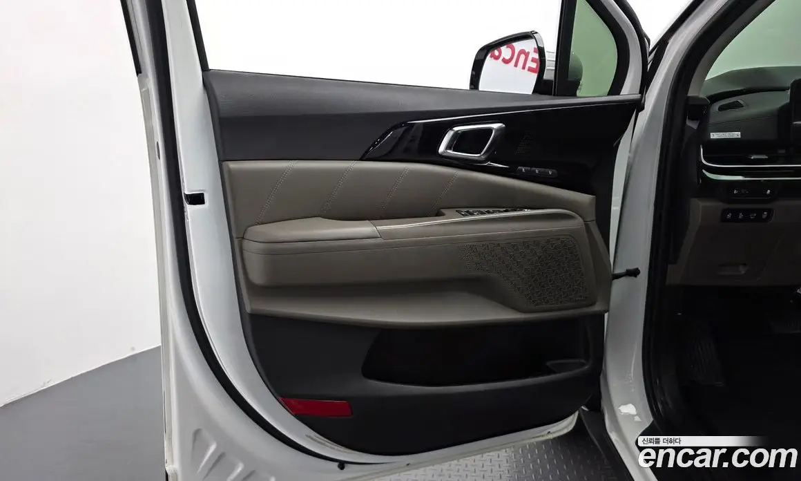 Kia Carnival 2024 1.6 автомат (гидро), фото 14 Kia Carnival 2024 1.6 автомат (гидро), фото 14