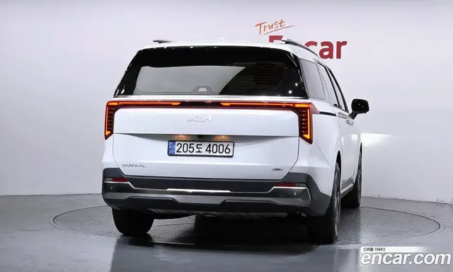 Kia Carnival 2024 1.6 автомат (гидро), миниатюра 4 Kia Carnival 2024 1.6 автомат (гидро), миниатюра 4