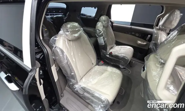 Kia Carnival 2025 2.2 автомат (гидро), миниатюра 11 Kia Carnival 2025 2.2 автомат (гидро), миниатюра 11
