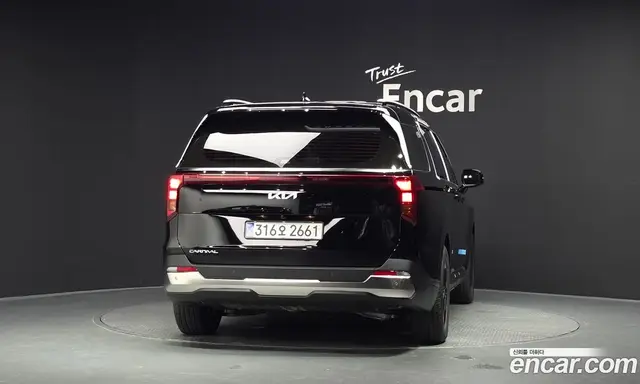 Kia Carnival 2025 2.2 автомат (гидро), миниатюра 4 Kia Carnival 2025 2.2 автомат (гидро), миниатюра 4