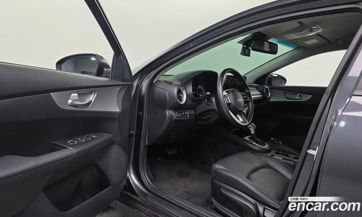 Kia K3 2022 1.6 автомат (гидро), фото 13 Kia K3 2022 1.6 автомат (гидро), фото 13