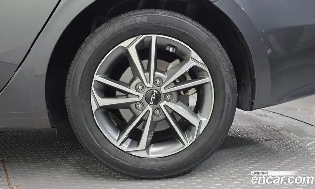 Kia K3 2022 1.6 автомат (гидро), миниатюра 7 Kia K3 2022 1.6 автомат (гидро), миниатюра 7