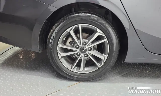 Kia K3 2023 1.6 автомат (гидро), миниатюра 5