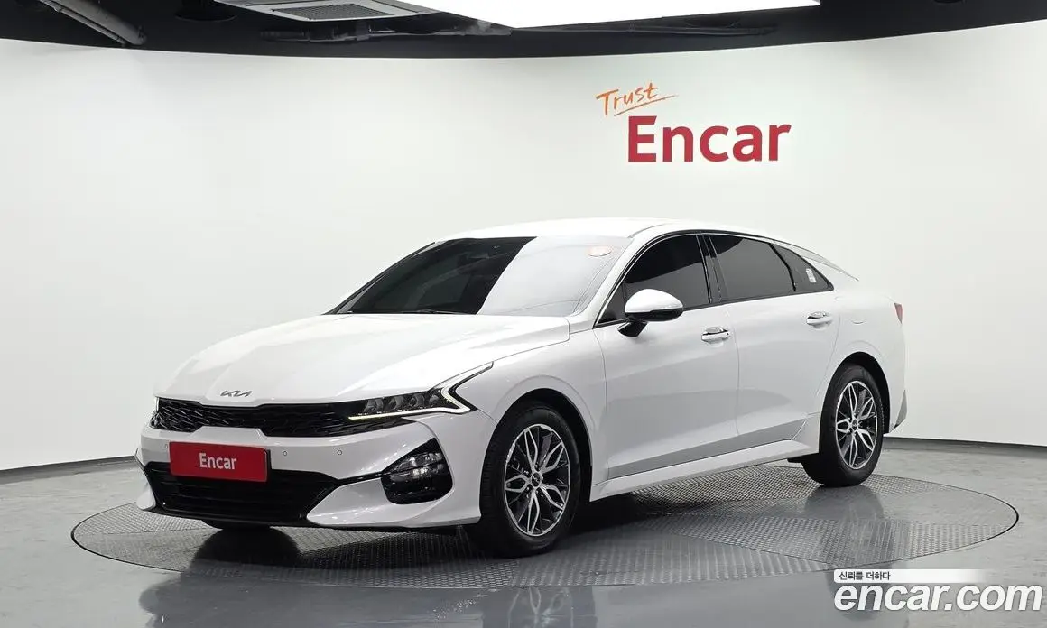 Kia K5 (Optima) 2023 2.0 автомат (гидро), фото 1 Kia K5 (Optima) 2023 2.0 автомат (гидро), фото 1