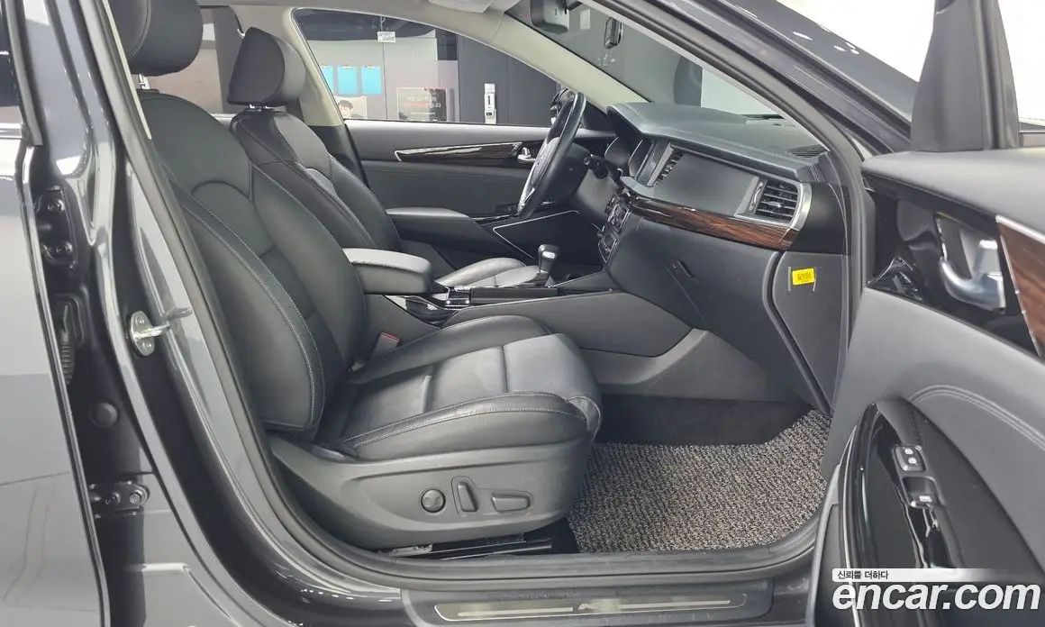 Kia K7 2018 2.4 автомат (гидро), фото 18 Kia K7 2018 2.4 автомат (гидро), фото 18