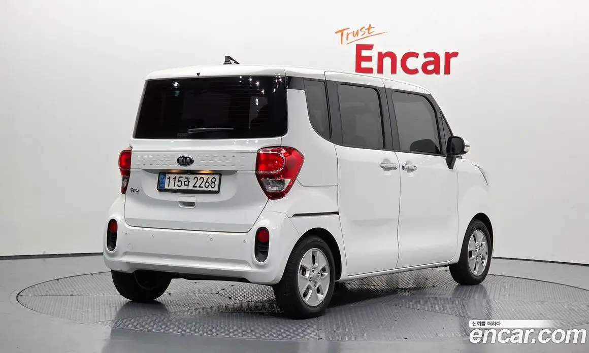 Kia Ray 2020 1.0 автомат (гидро), фото 2 Kia Ray 2020 1.0 автомат (гидро), фото 2