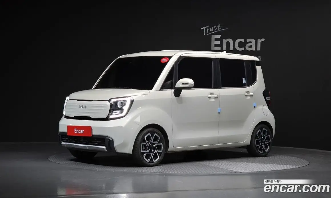 Kia Ray 2023 1.0 автомат (гидро), фото 1 Kia Ray 2023 1.0 автомат (гидро), фото 1