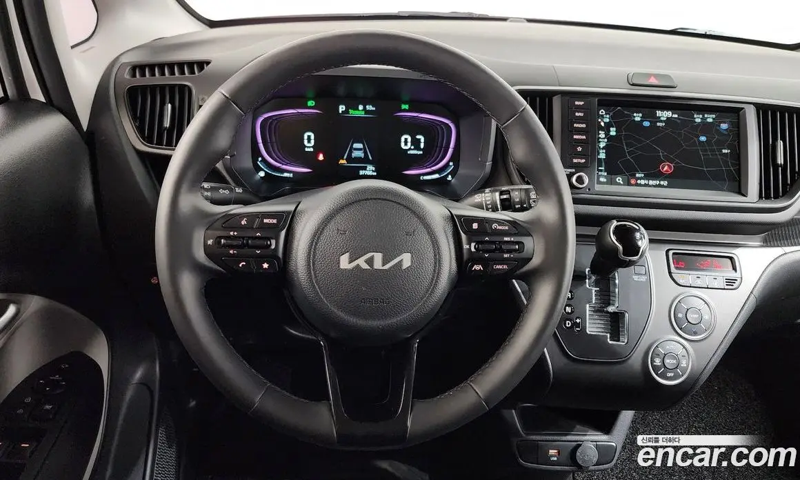 Kia Ray 2024 1.0 автомат (гидро), фото 18