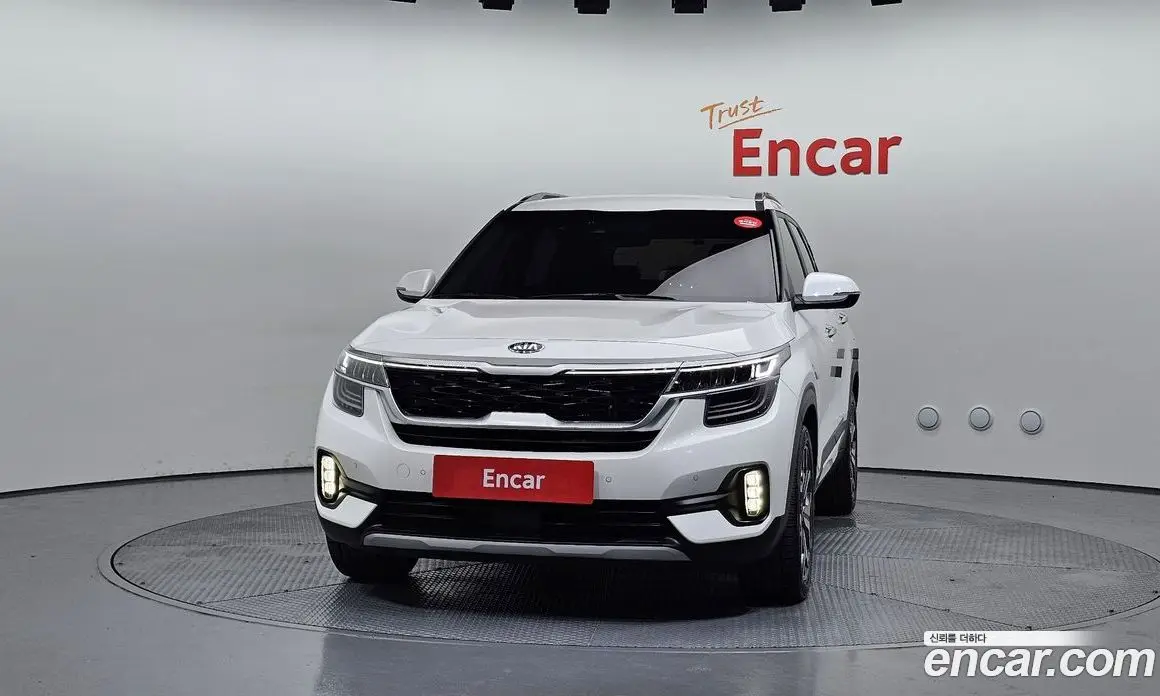 Kia Seltos 2021 1.6 автомат (гидро), фото 3