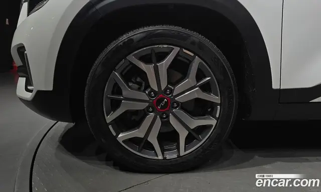 Kia Seltos 2021 1.6 автомат (гидро), миниатюра 5