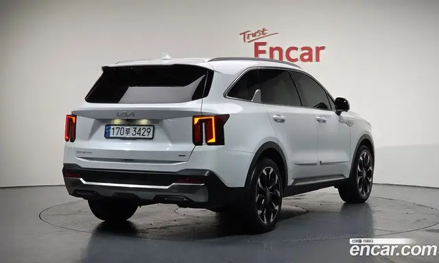 Kia Sorento 2023 2.5 автомат (гидро), миниатюра 2