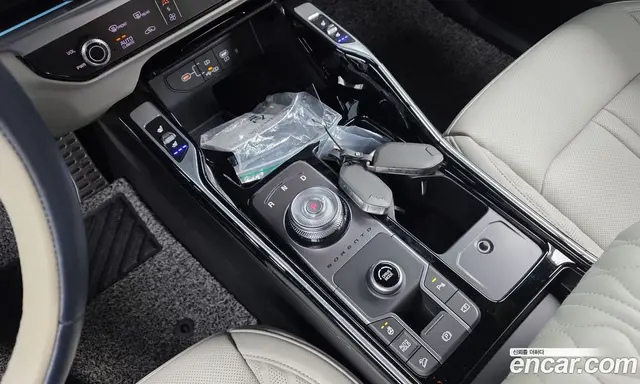 Kia Sorento 2024 1.6 автомат (гидро), миниатюра 12