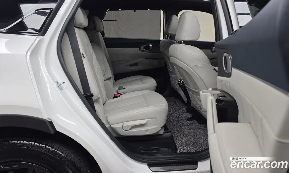 Kia Sorento 2024 1.6 автомат (гидро), фото 17 Kia Sorento 2024 1.6 автомат (гидро), фото 17