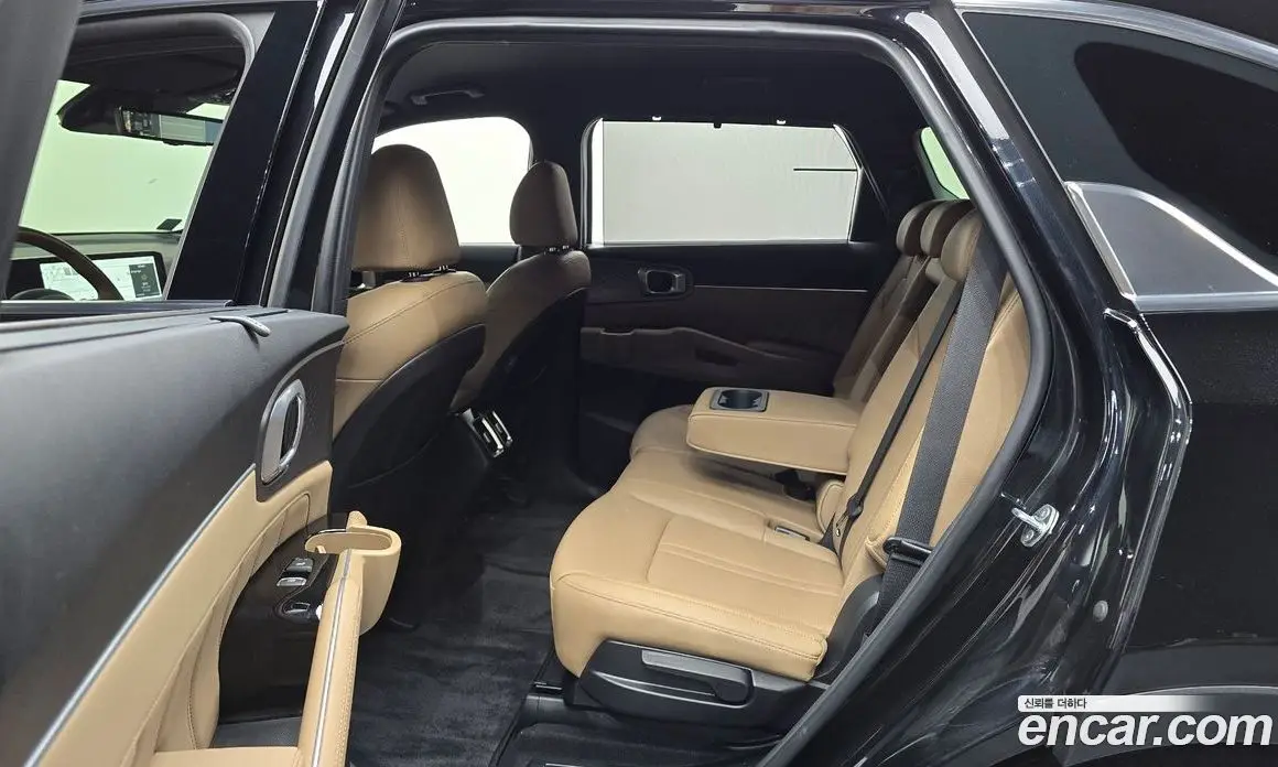 Kia Sorento 2024 1.6 автомат (гидро), фото 17