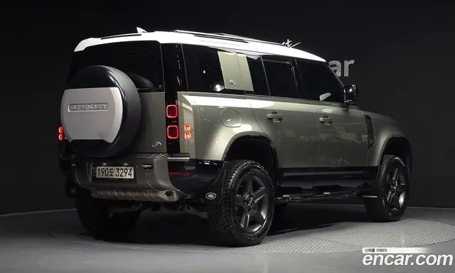 Land Rover Defender 2021 2.0 автомат (гидро), миниатюра 2 Land Rover Defender 2021 2.0 автомат (гидро), миниатюра 2