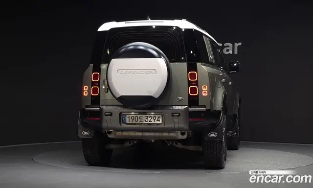 Land Rover Defender 2021 2.0 автомат (гидро), миниатюра 4 Land Rover Defender 2021 2.0 автомат (гидро), миниатюра 4