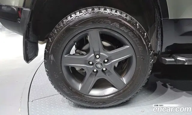 Land Rover Defender 2021 2.0 автомат (гидро), миниатюра 5 Land Rover Defender 2021 2.0 автомат (гидро), миниатюра 5