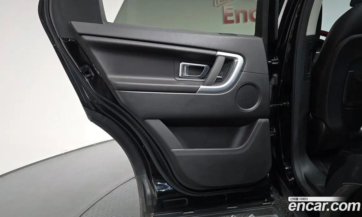 Land Rover Discovery Sport 2019 2.0 автомат (гидро), фото 14 Land Rover Discovery Sport 2019 2.0 автомат (гидро), фото 14