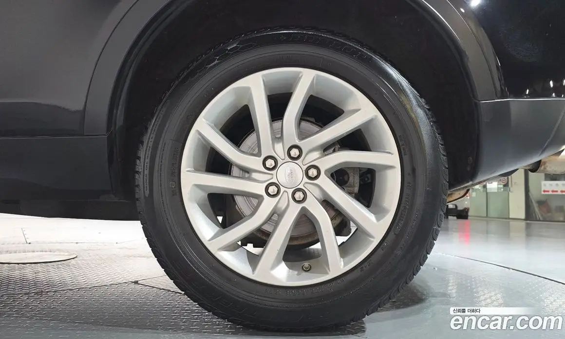Land Rover Discovery Sport 2019 2.0 автомат (гидро), фото 6 Land Rover Discovery Sport 2019 2.0 автомат (гидро), фото 6