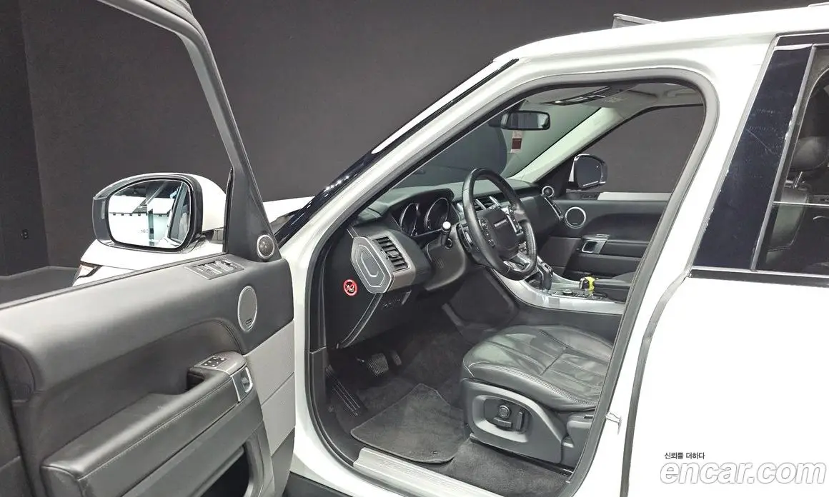 Land Rover Range Rover Sport 2016 3.0 автомат (гидро), фото 12