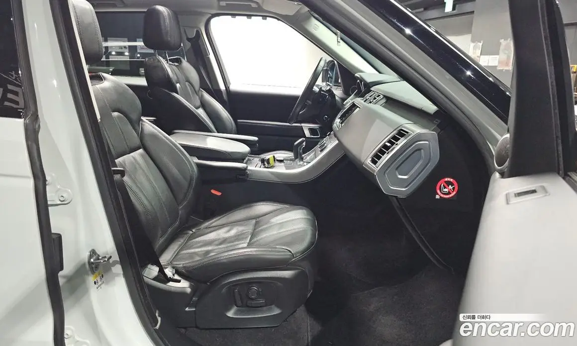 Land Rover Range Rover Sport 2016 3.0 автомат (гидро), фото 17
