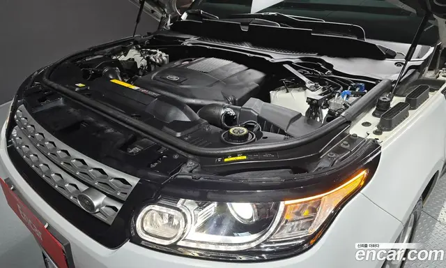 Land Rover Range Rover Sport 2016 3.0 автомат (гидро), миниатюра 5