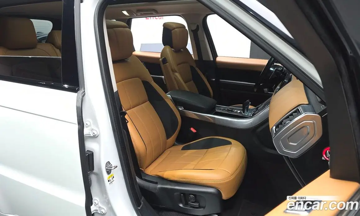 Land Rover Range Rover Sport 2018 3.0 автомат (гидро), фото 15