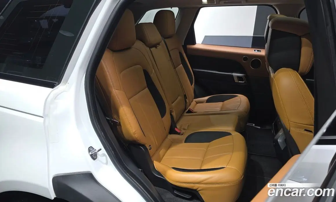 Land Rover Range Rover Sport 2018 3.0 автомат (гидро), фото 17