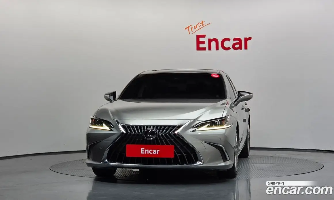 Lexus ES 2022 2.5 автомат (гидро), фото 3 Lexus ES 2022 2.5 автомат (гидро), фото 3