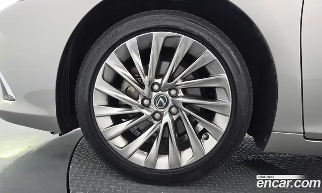 Lexus ES 2022 2.5 автомат (гидро), миниатюра 5 Lexus ES 2022 2.5 автомат (гидро), миниатюра 5