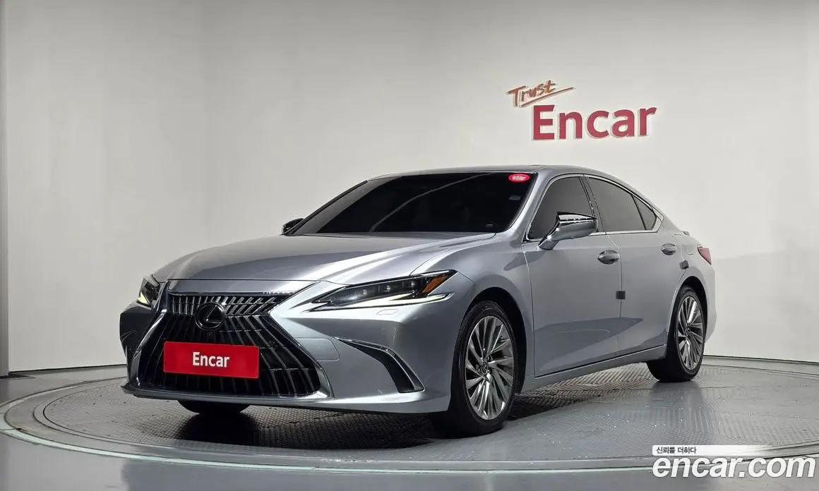 Lexus ES 2023 2.5 автомат (гидро), фото 1 Lexus ES 2023 2.5 автомат (гидро), фото 1