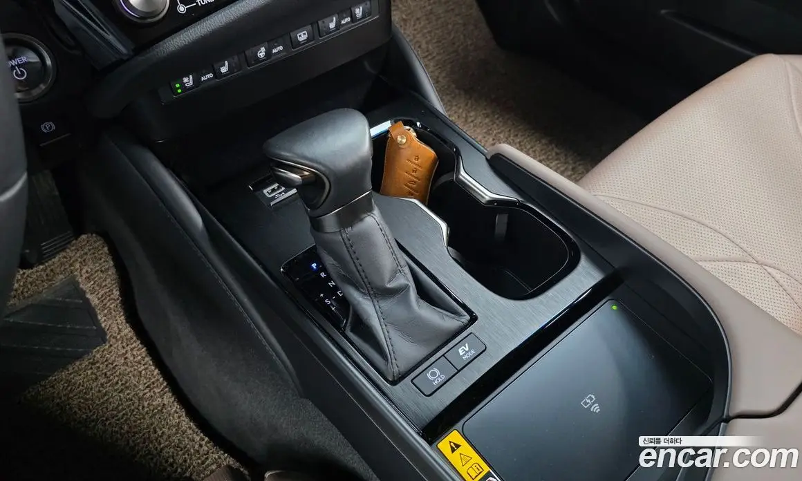 Lexus ES 2023 2.5 автомат (гидро), фото 12 Lexus ES 2023 2.5 автомат (гидро), фото 12