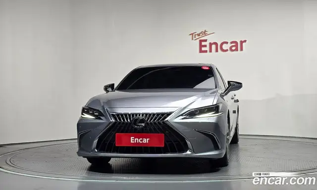 Lexus ES 2023 2.5 автомат (гидро), миниатюра 3 Lexus ES 2023 2.5 автомат (гидро), миниатюра 3