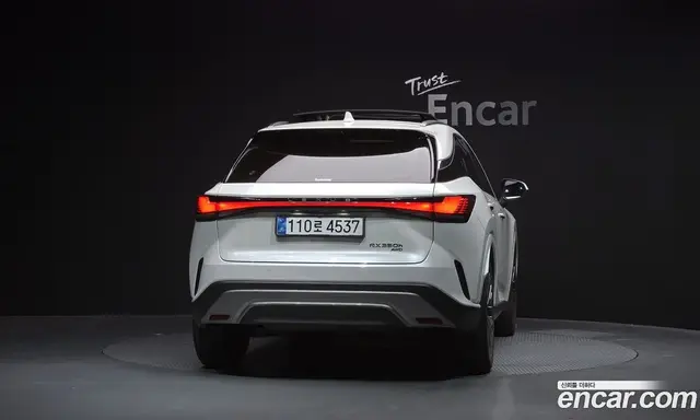 Lexus RX 2025 2.5 автомат (гидро), миниатюра 4