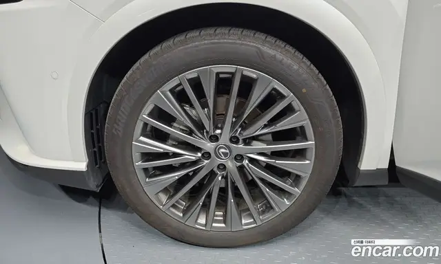 Lexus RX 2025 2.5 автомат (гидро), миниатюра 5