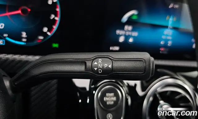 Mercedes-Benz A-Class 2020 2.0 автомат (гидро), миниатюра 12
