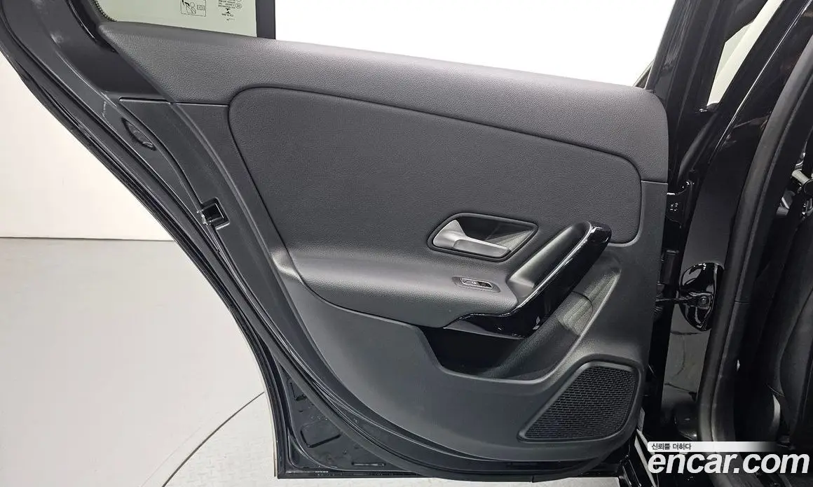 Mercedes-Benz A-Class 2020 2.0 автомат (гидро), фото 15 Mercedes-Benz A-Class 2020 2.0 автомат (гидро), фото 15